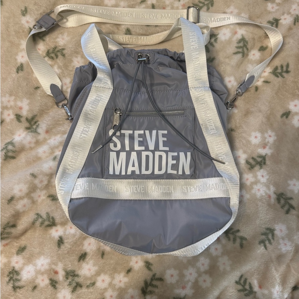 Steve Madden Bag w Adjustable Straps